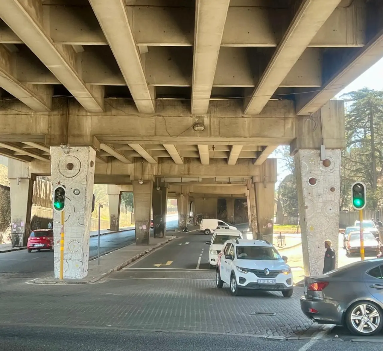 Inner-city gateways