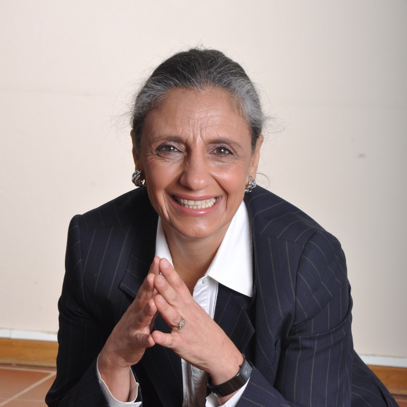 Dr Ria de Villiers